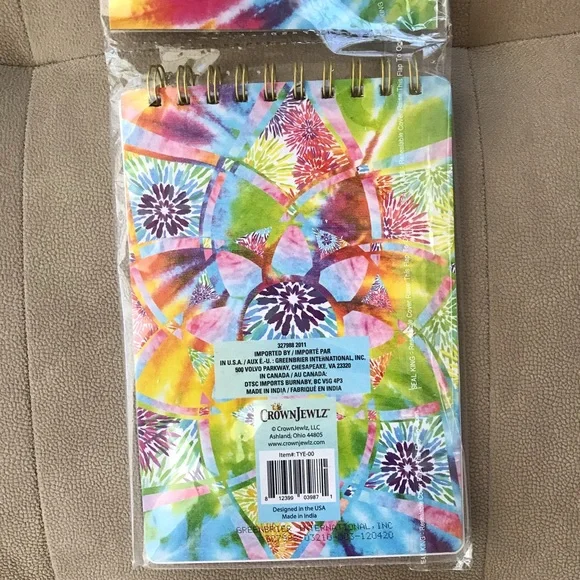 ♻️Reposted New sketch book with colorful hardcover - Picture 2 of 4